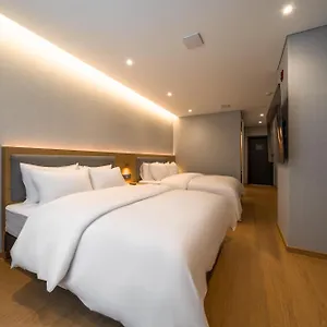 Comfort Yeouido Hotel Seoul
